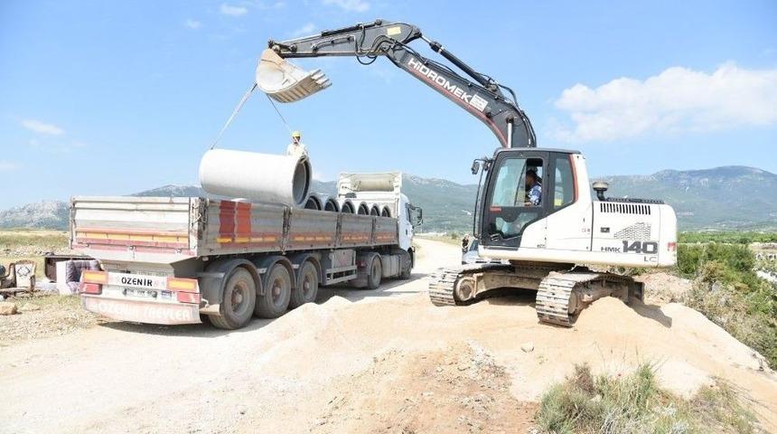 Sancaklıbozk&ouml;y Bin 600 Metrelik Kanalizasyon Hattı