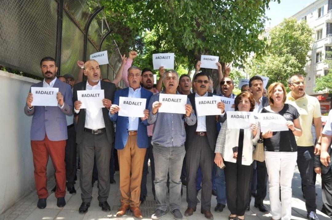 Chp&rsquo;li Berberoğlu&rsquo;nun Tutuklanmasına Gaziantep&rsquo;ten Tepki