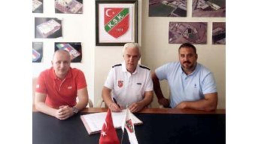 Karşıyaka Voleybol Takımında Teknik Koordinat&ouml;rl&uuml;ğe S&uuml;leyman Bozkan Getirildi