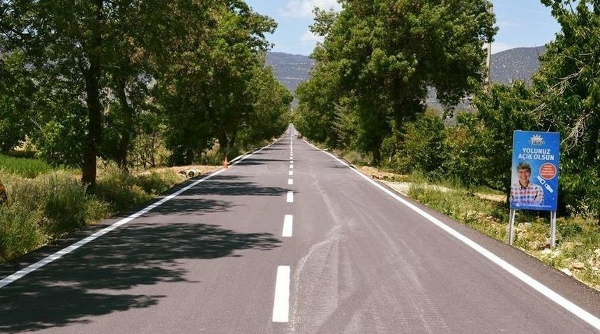 Korkuteli &Ccedil;omaklı Yolu Sıcak Asfalt