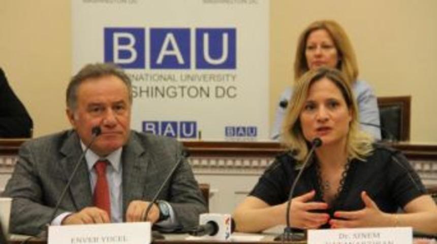 Enver Y&uuml;cel: Suriyeli Sığınmacılara Yardım Etmek Bir Tercih Değil Insanlık G&ouml;revidir