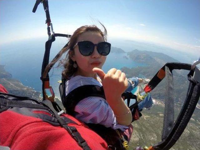 Fethiye de Yama&ccedil; Paraş&uuml;t&uuml;ne &Ccedil;in Ilgisi 1