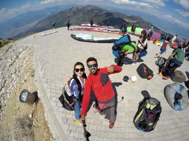 Fethiye de Yama&ccedil; Paraş&uuml;t&uuml;ne &Ccedil;in Ilgisi 3