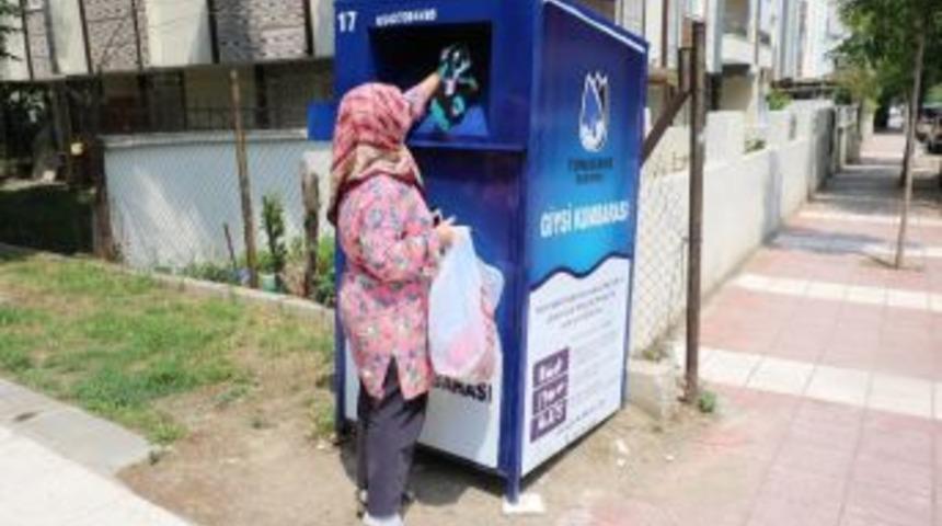 Hayırseverlerden Giysi Kumbaralarına Yoğun İlgi