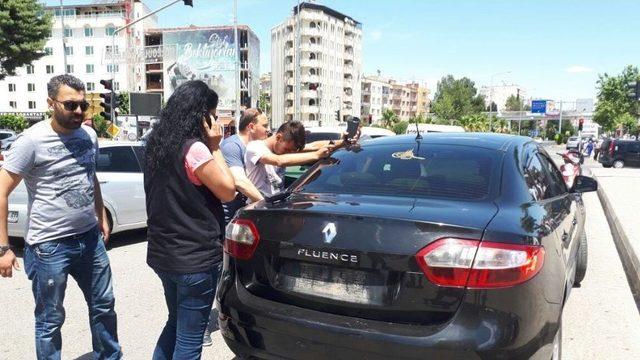 Plakası Bulunmayan Şüpheli Araç Polisi Harekete Geçirdi