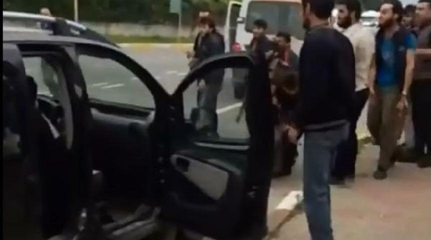 Suriyeli Grup, Fabrika Iş&ccedil;ilerine Taş Ve Sopalarla Saldırdı