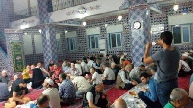 Camide Iftar Sofrası