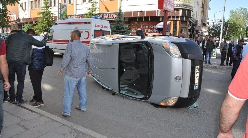Kars&rsquo;ta Trafik Kazası: 1 Yaralı