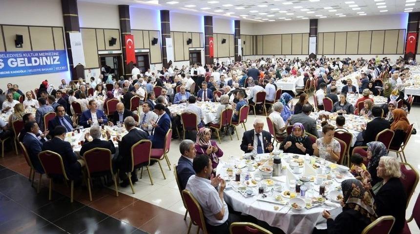 Şehit Yakınları Ve Gaziler Esenyurt Protokol&uuml; İle İftarda Buluştu