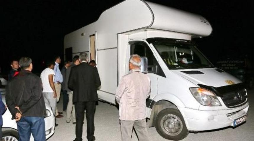 Adalet Y&uuml;r&uuml;y&uuml;ş&uuml;'nde Ilk Mola Verildi