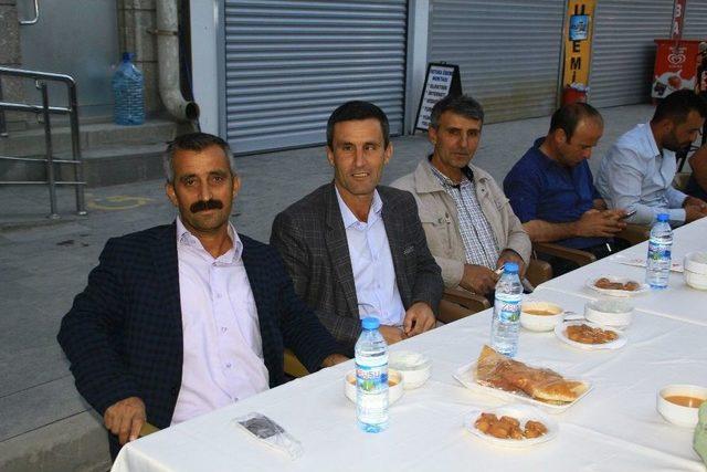 Vedaş Ve Vepsaş Bin Kişiye İftar Verdi 2