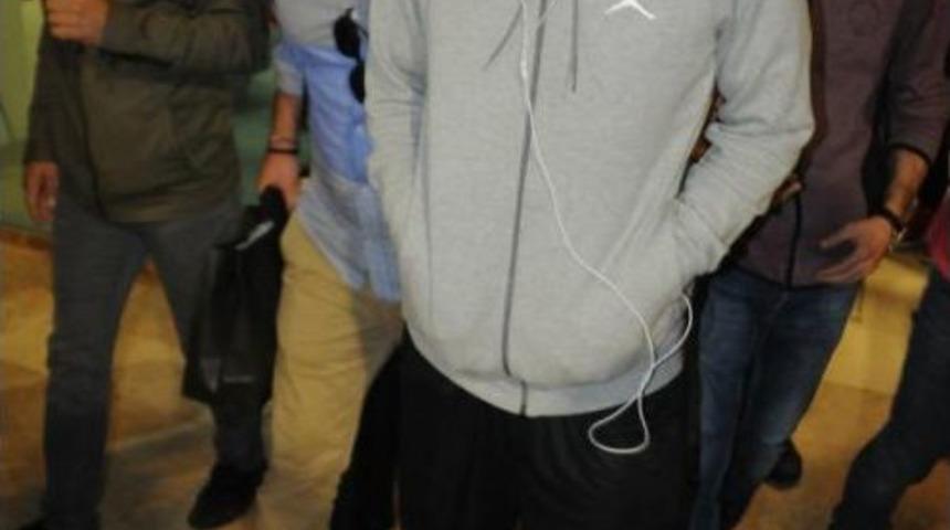 Trabzonspor&rsquo;Un Prensipte Anlaştığı Bongonda Trabzon&rsquo;A Geldi