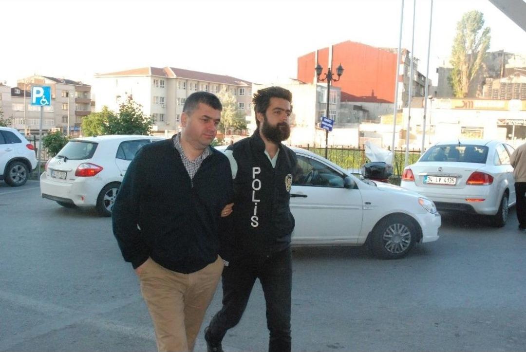 İstanbul&rsquo;da Fet&ouml; Operasyonu