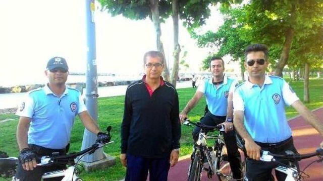 Bisikletli Polis Ekibi ‘Martılar’ Avcılar Sahilinde De Görevde