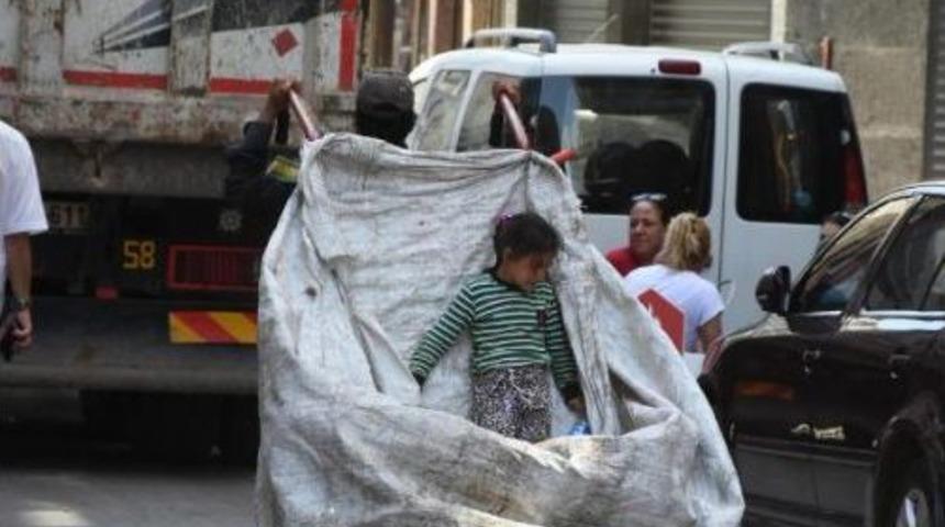 Onun Babasının Da Arabası Var