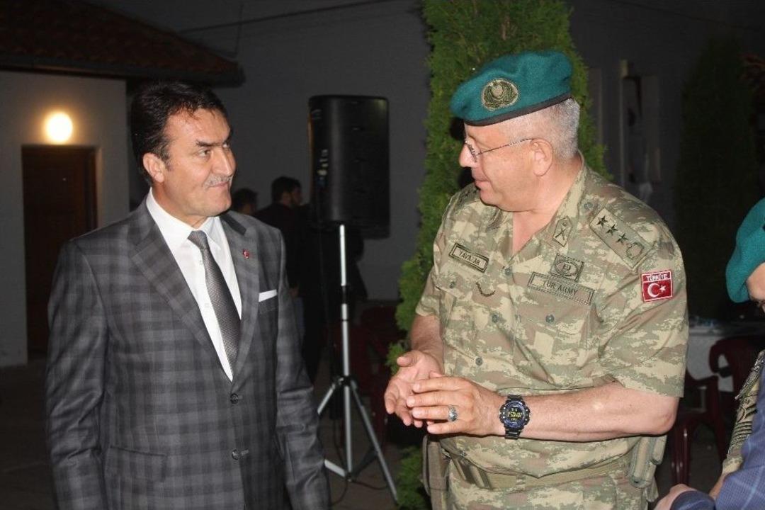 Şehit Padişah &Ouml;l&uuml;m Yıl D&ouml;n&uuml;m&uuml;nde Dualarla Anıldı