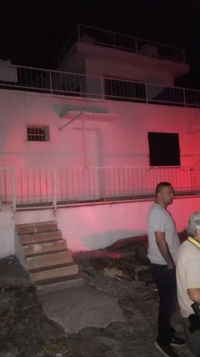 Orman G&ouml;revlisi Ayı İle Karşılaşınca... 2