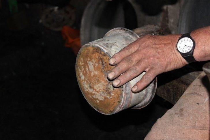 (özel Haber) İzmit’teki Son Kalaycı, Mesleği Yaşatmak İçin Direniyor G4