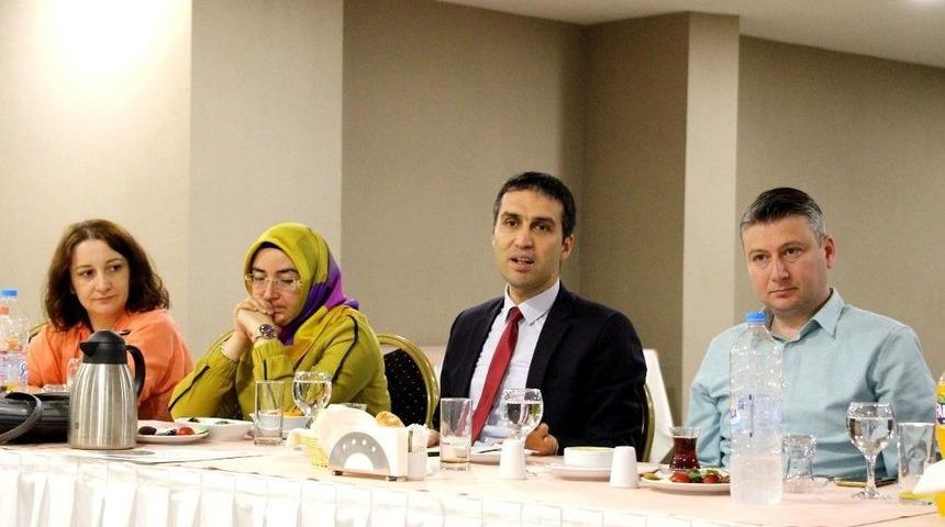 Şahin: "kayıt Dışı İstihdamın &Uuml;lkemize Verdiği Zarar 65 Milyar Tl"