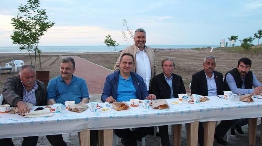 Giresun Belediye Başkanı İftarda Muhtar Ve Basın Mensuplarıyla Bir Araya Geldi