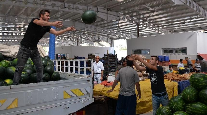 Muratpaşa&rsquo;da Sedir Mahallesi Kapalı Pazar Yeri A&ccedil;ıldı