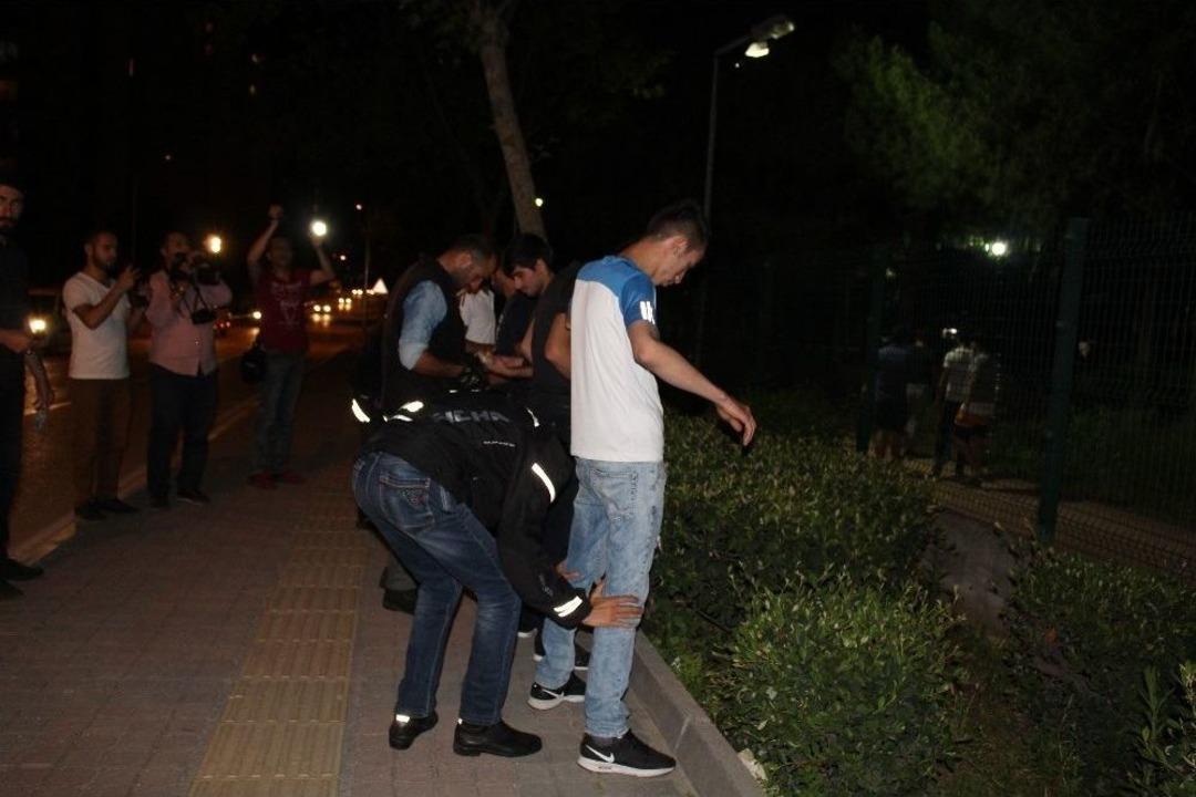 Bursa&rsquo;da Parklar Didik Didik Arandı