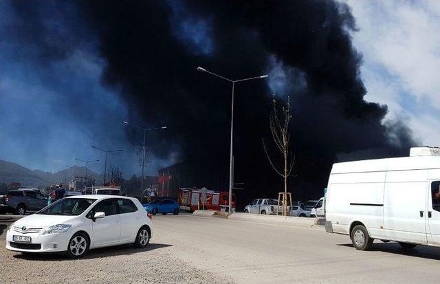 Erzurum’da Yangın Korkuttu