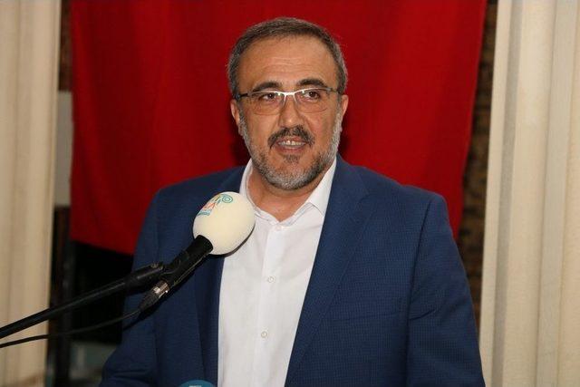 Başkan Kara&ccedil;oban Vatandaşlarla İftar Sofasında Buluştu 1