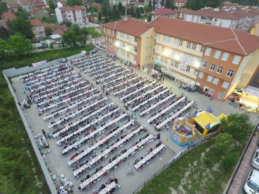 S&ouml;ğ&uuml;tl&uuml; Vatandaşlar Aynı Sofrada Buluştu