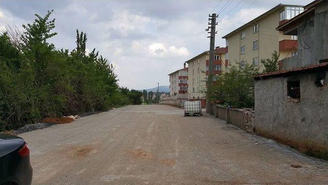 Pazaryeri’nde Yol Çalışmaları Devam Ediyor