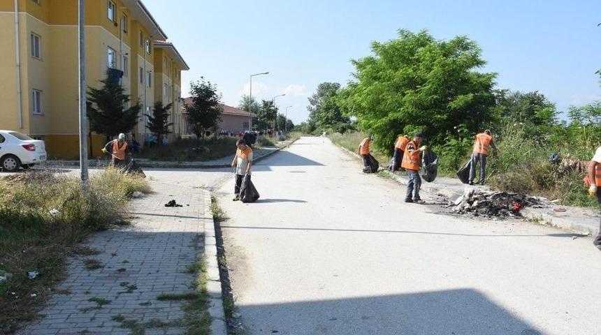 D&uuml;zce Belediyesi Temizlik Kampanyası Kalıcı Konutlarda Yapılacak