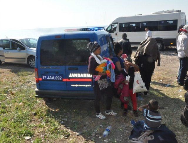 Çanakkale’de 59 Göçmen Ege Denizi’ne Açılamadan Yakalandı 1