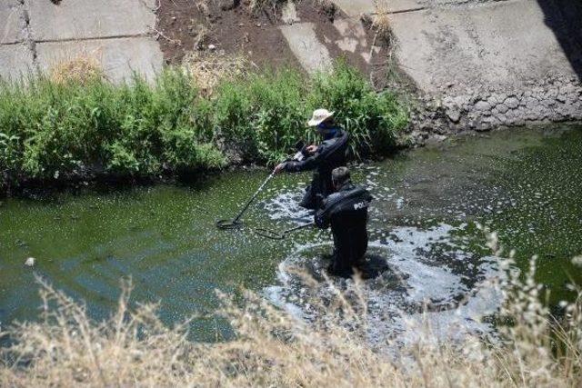 Başbakan Diyarbakır'a Gelmeden Dalgıç Polisler Kanallarda Patlayıcı Araması Yaptı