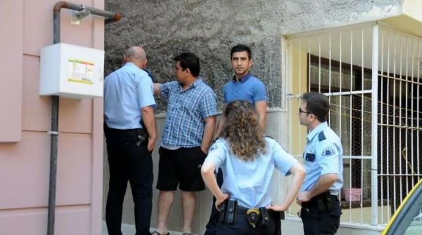 Koli Getiren Kargocuya Dayak