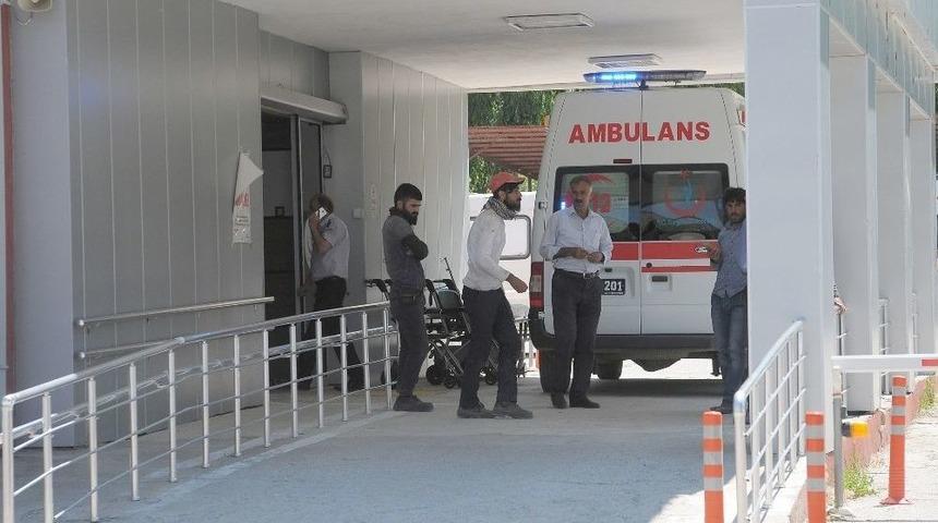 Elektrik Akımına Kapılan İş&ccedil;i Yaralandı