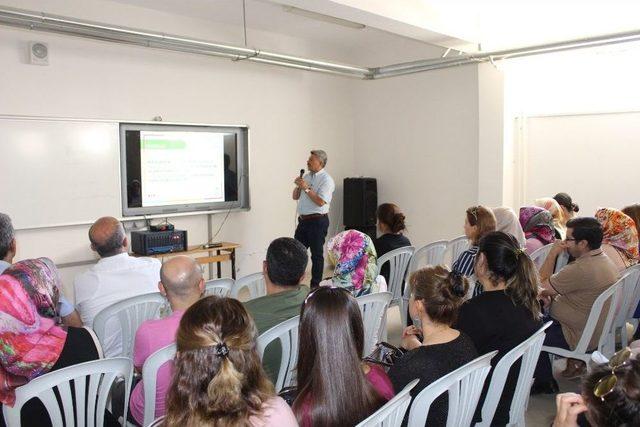 Öğretmenlere ‘bütçemi Yönetebiliyorum’ Konulu Seminer Verildi