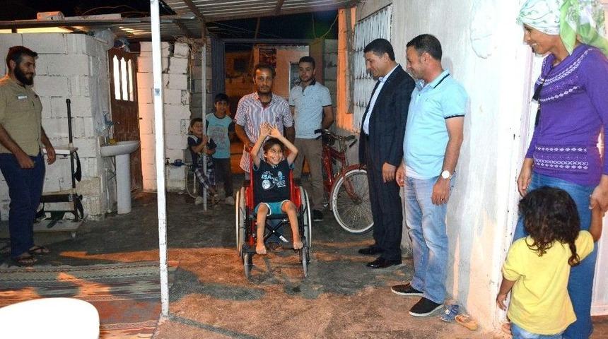 Minik Celal&rsquo;in Tekerlekli Sandalye Sevinci