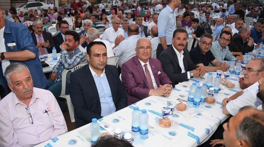 Başkan Kocamaz, Toroslar Halkı İle İftarda Buluştu