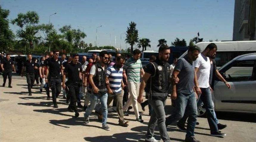 Fet&ouml;&rsquo;den G&ouml;zaltına Alınan Akdim &Uuml;yelerinden 10&rsquo;u Tutuklandı
