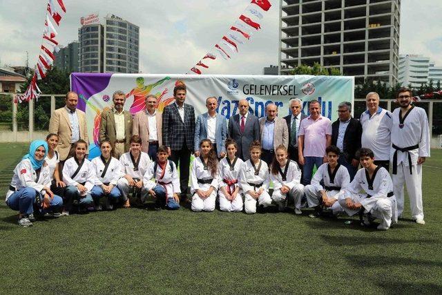 Bağcılar&rsquo;da 20 Bin &Ouml;ğrenci Yaz Spor Okuluna Katıldı 1