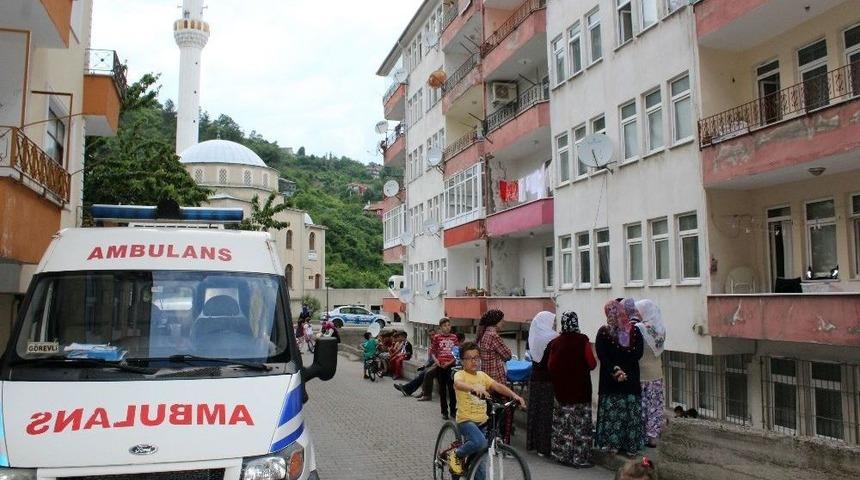 Tek Başına Yaşayan Yaşlı Kadın Evinde &Ouml;l&uuml; Bulundu