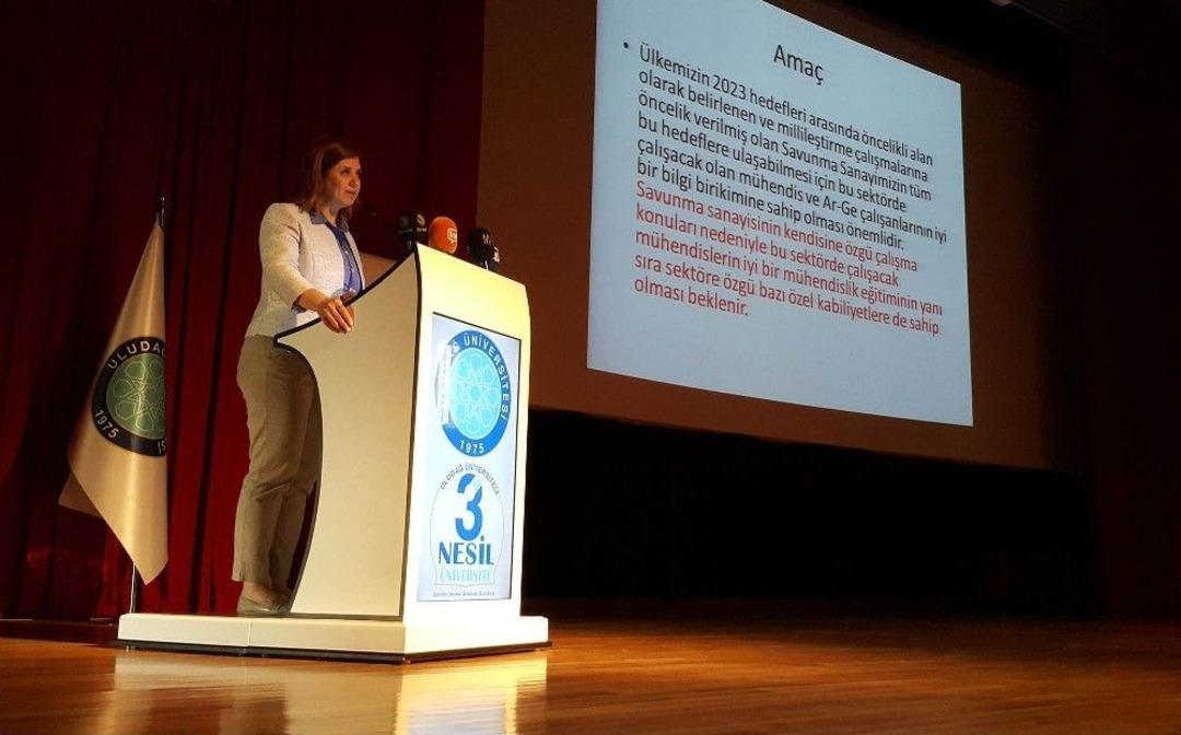 Savunma Sanayisinde &Ccedil;alışacak &Ouml;ğrenciler Sertifikalarını Aldı