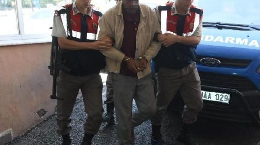 17 Yaşındaki Kızını Hamile Bırakmakla Su&ccedil;lanan Baba Adliyede