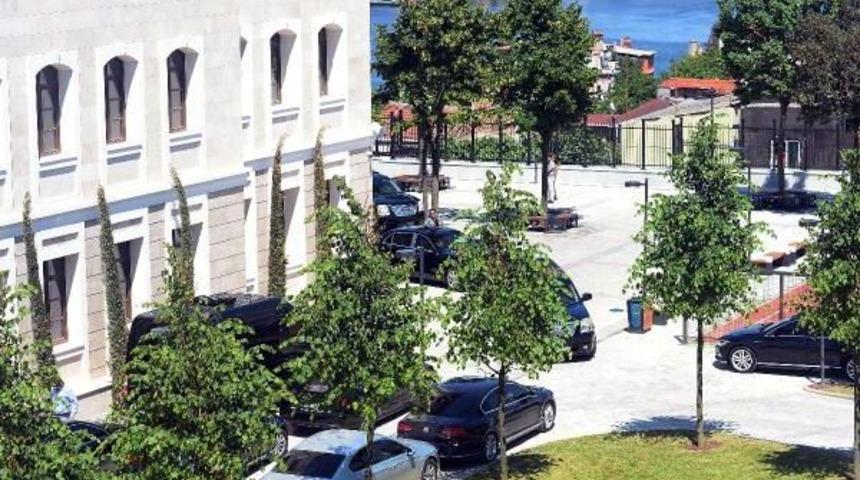 Cumhurbaşkanı Erdoğan Yeniden Yapılan Okulunu Ziyaret Etti