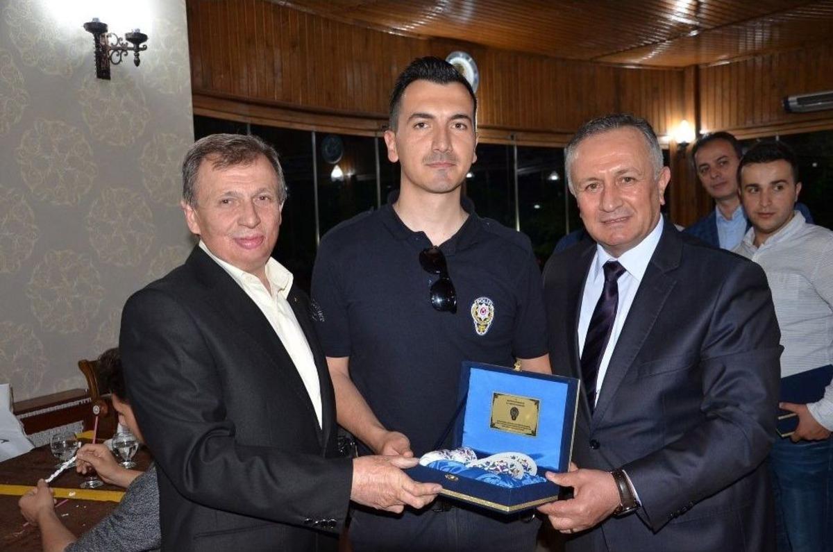 Boz&uuml;y&uuml;k Protokol&uuml; Emniyet M&uuml;d&uuml;rl&uuml;ğ&uuml;&rsquo;n&uuml;n İftar Yemeğinde Bir Araya Geldi