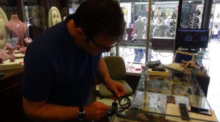 &Ccedil;anakkaleli Kuyumculardan Sahte Altına 'whatsapp' Gruplu &Ouml;nlem