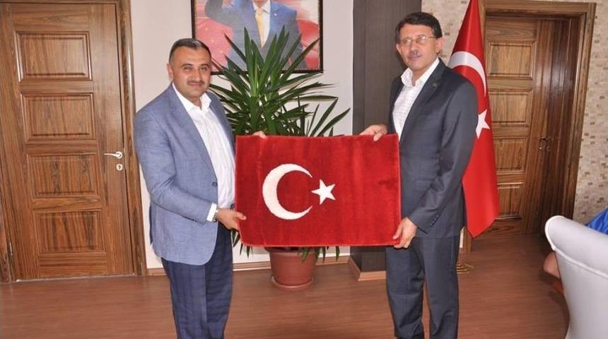 Voleybolculardan Başkan Cabbar&rsquo;a Ziyaret