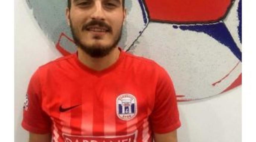 Dardanelspor'da Veli Akbulut Imzaladı