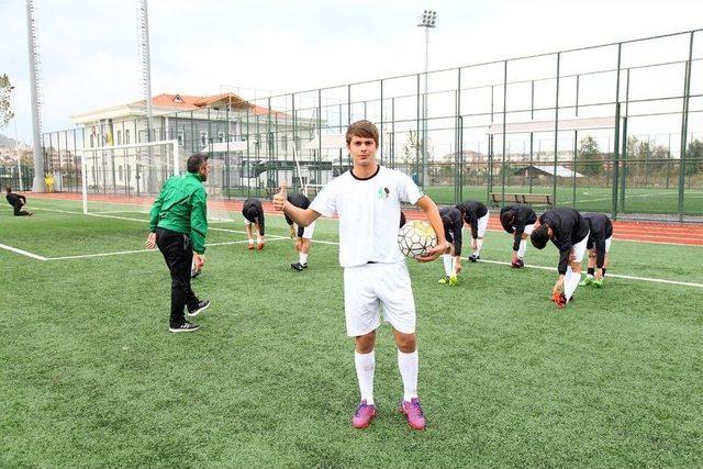 Karaberberoğlu Altyapı Tesisleri Sporculara Ev Sahipliği Yapmaya Devam Ediyor 1