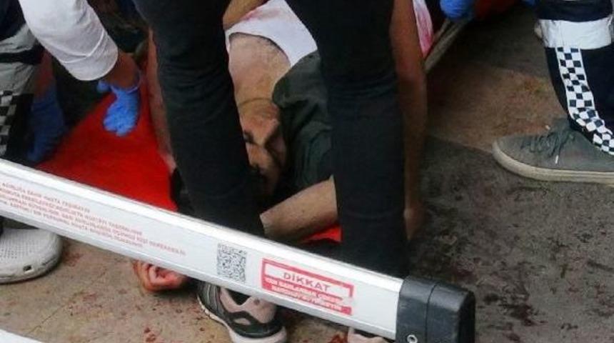 Malatya'da Bı&ccedil;aklı Kavga: 4 Yaralı